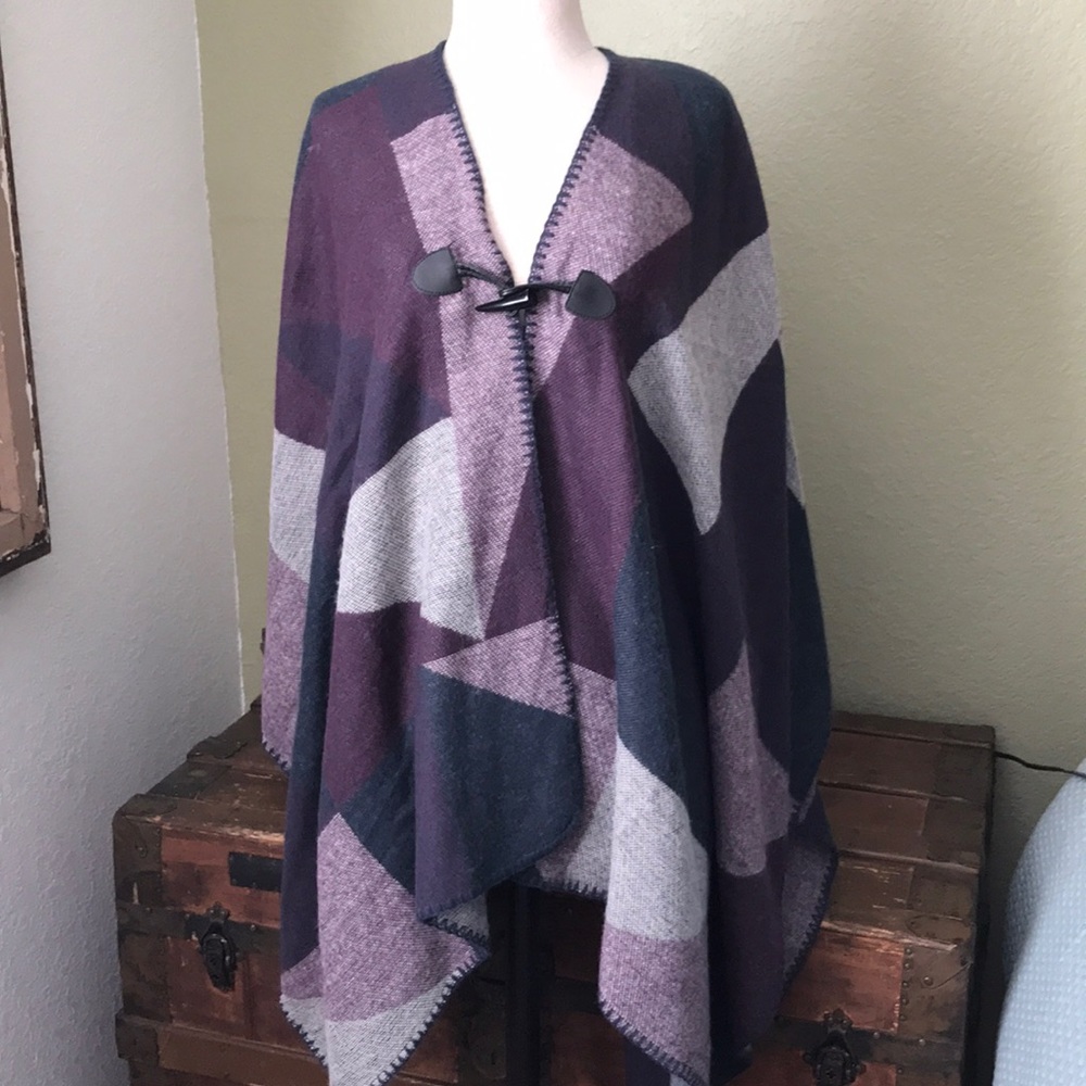 Winter wrap, kimono, beautiful shades of purple!